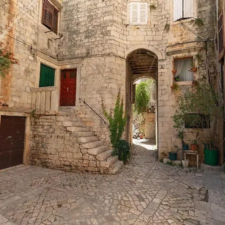 Agava Lux Apartment