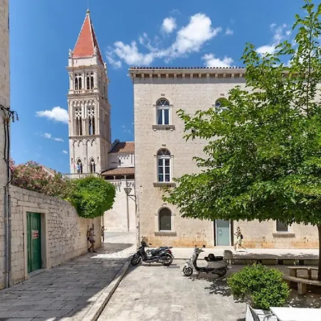 Apartmán Agava Lux *