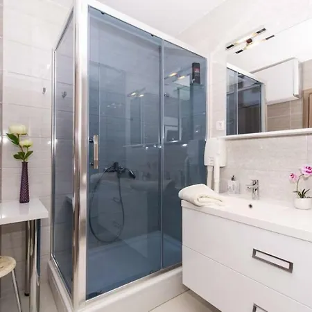 Agava Lux Apartment *
