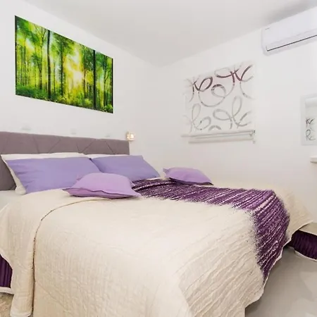 Apartment Agava Lux Trogir