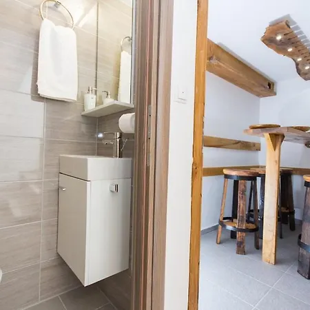 Agava Lux Apartment *