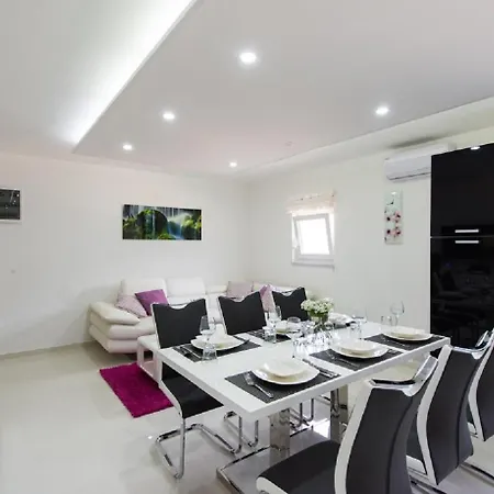 Agava Lux Apartman Trogir